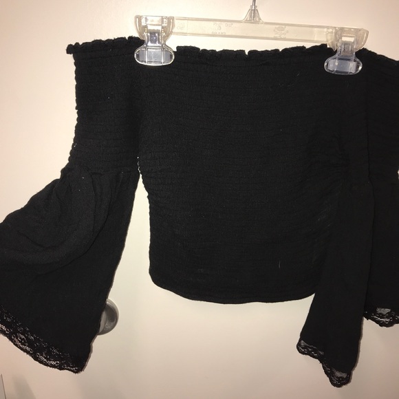 Black Crop Top - Picture 4 of 5